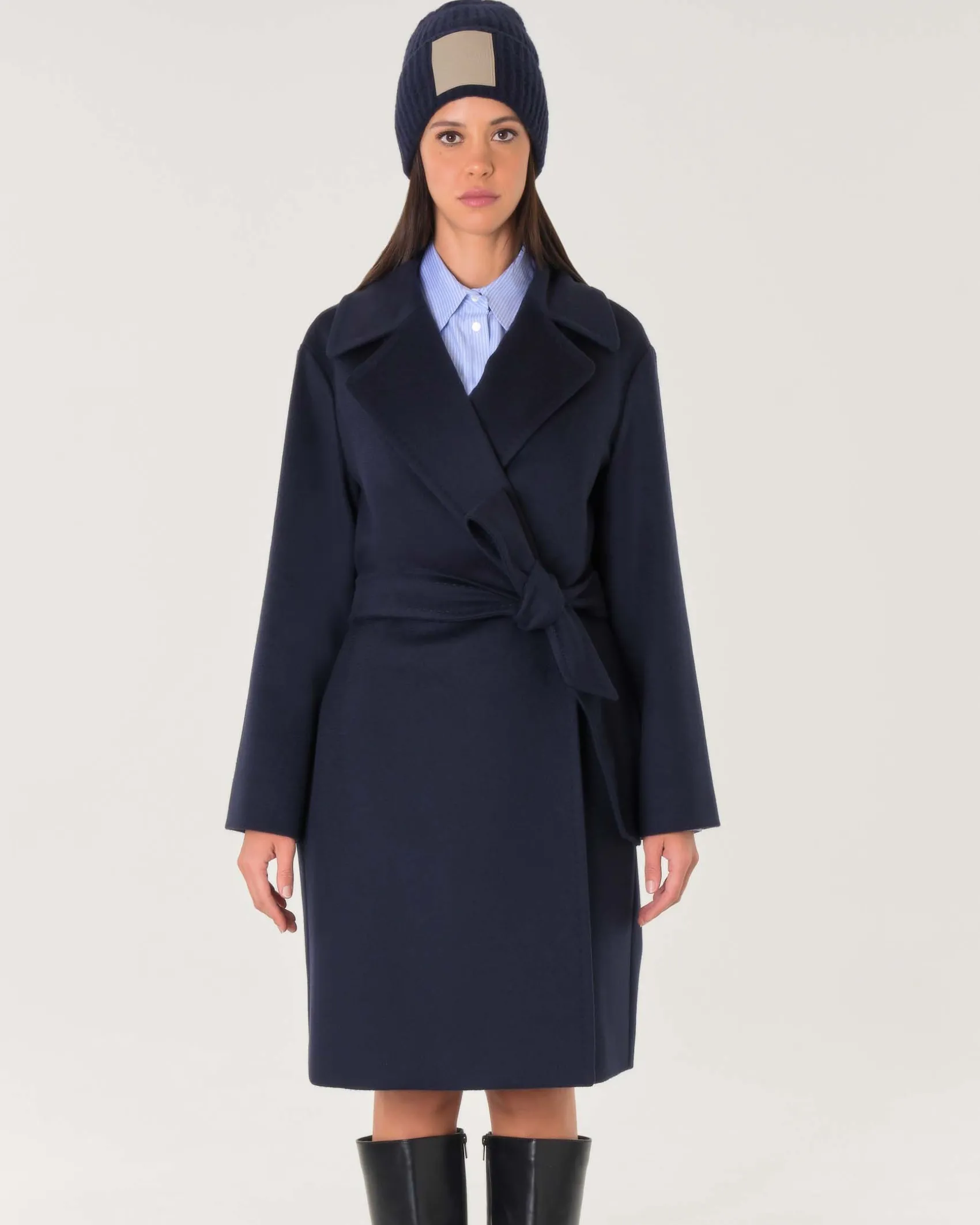 Cappotto midi a vestaglia blu in drap di pura lana con rever ampio