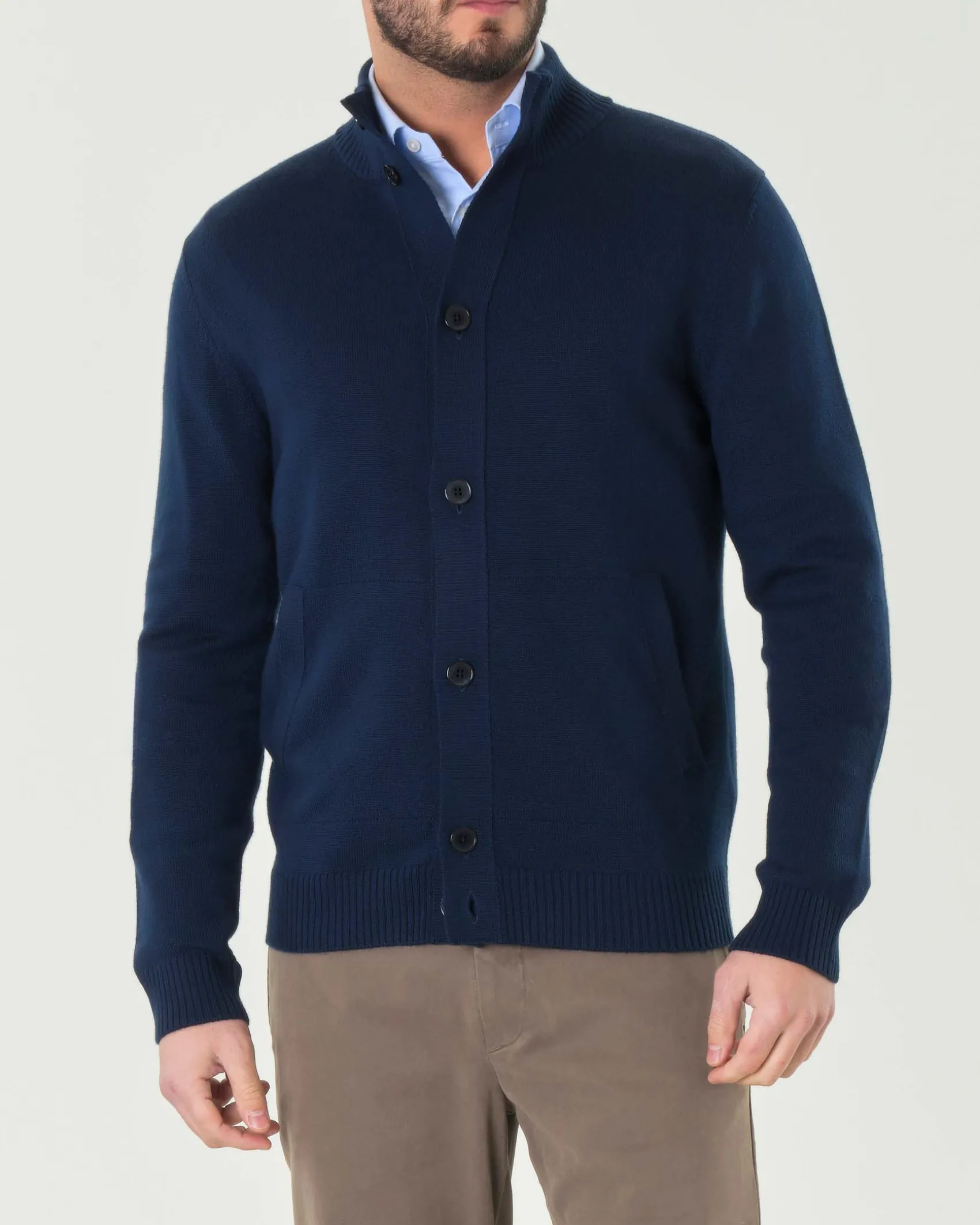 Cardigan Pellizzari blu in maglia finezza 7 di pura lana merino con tasche frontali e collo alto