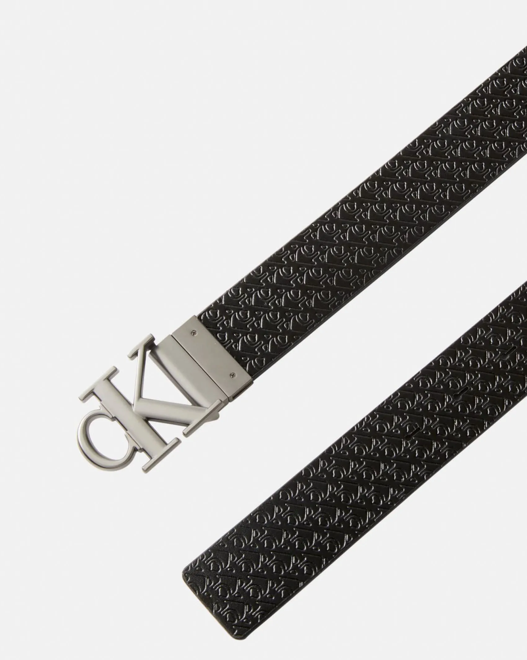 Cintura Calvin Klein Jeans nera in pelle con logo monogramma in rilievo all over