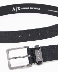 Cintura nera Armani Exchange in pelle martellata con logo sul passante in metallo