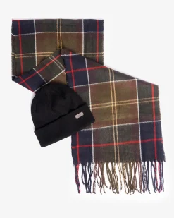 Cofanetto Barbour idea regalo composto da sciarpa tartan check militare e blu e berretto nero