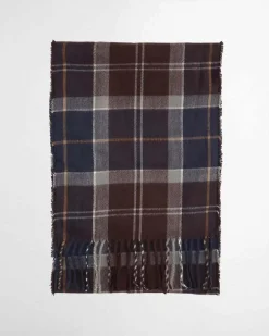Cofanetto Barbour idea regalo composto da sciarpa tartan check marrone e blu e berretto grigio