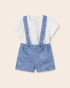 Completo in lino e cotone composto da camicia alla coreana a righe bianche e azzurre e bermuda con bretelle 4-12 mesi