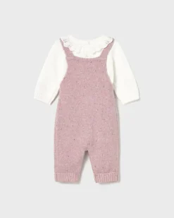 Completo Mayoral con maglioncino bianco con rouches e salopette rosa tricot