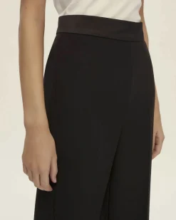 Completo nero Emme Marella a bustier con scollo a cuore e pantalone straight con vita in raso