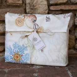 Copripiumino Ocean Izylinen double face a due piazze in cotone bianco a stampa meduse e conchiglie