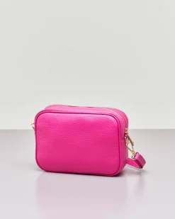 Cross bag in pelle fucsia effetto martellato
