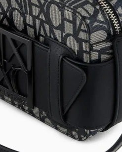 Cross bag nera a motivo logo beige in similpelle con maxi fibbia logo in metallo a specchio tono su tono