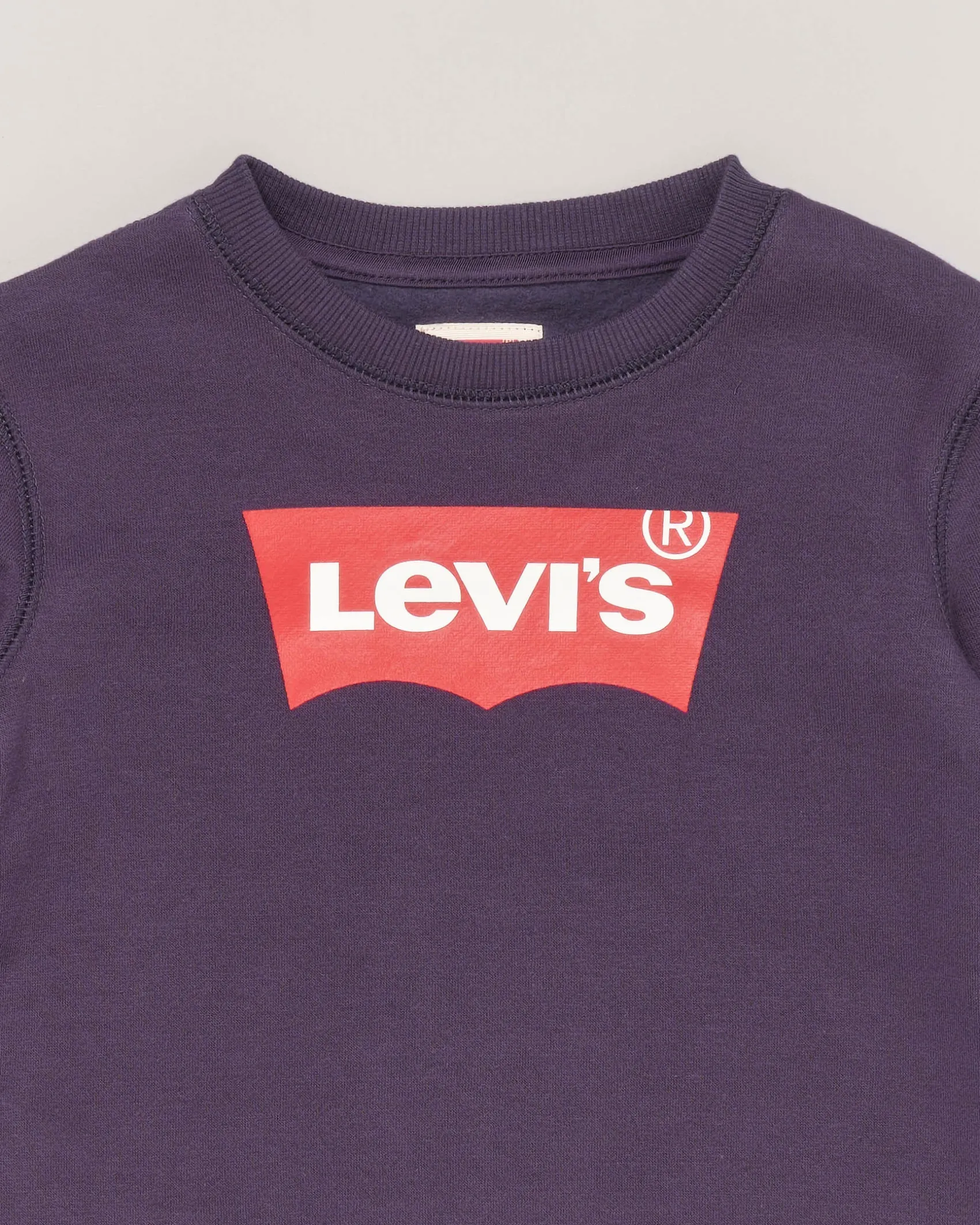 Felpa Levi's blu girocollo con logo batwing rosso