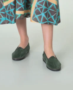 Friulane in velluto color verde militare
