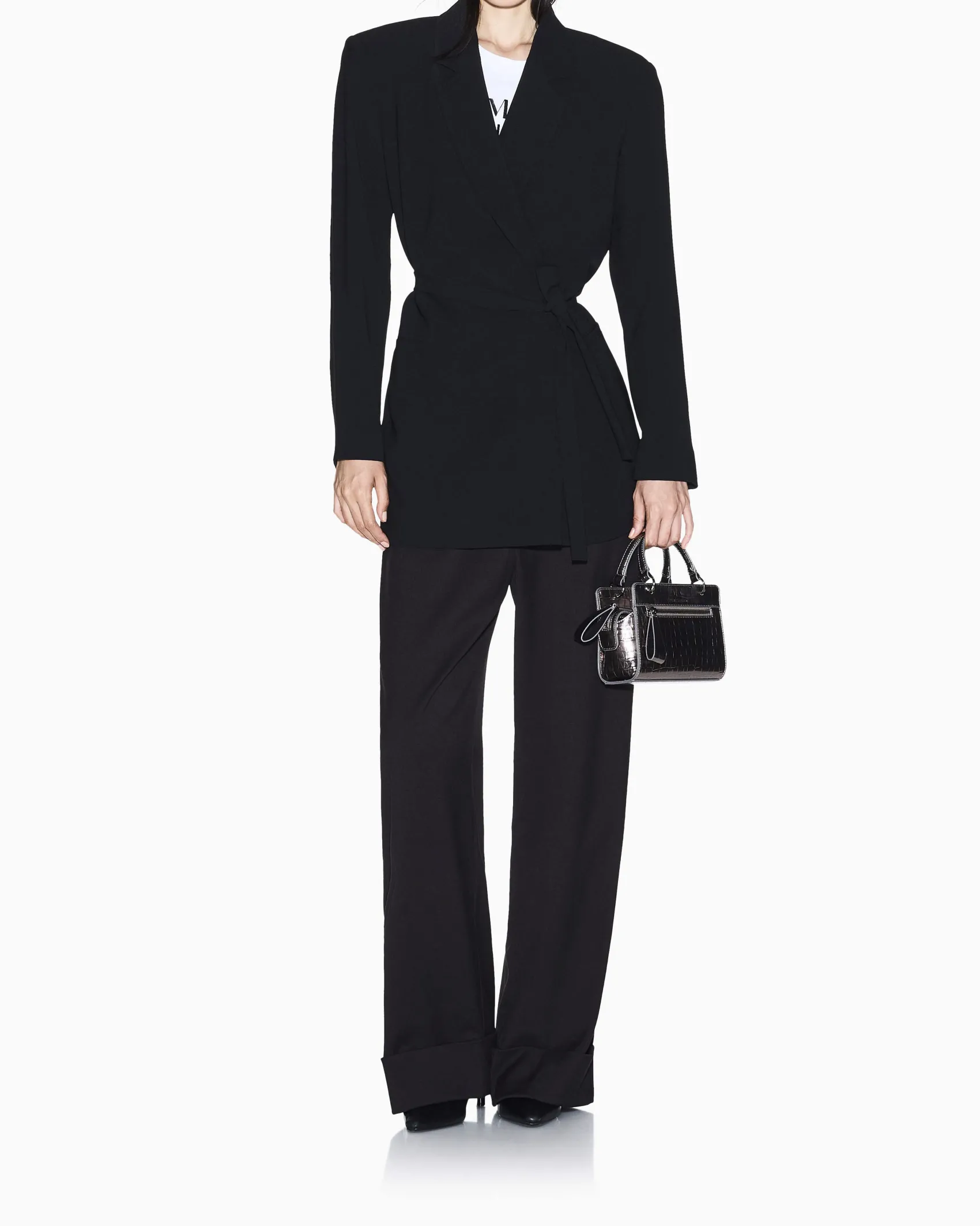 Giacca Armani Exchange nera in tessuto liscio con cintura annodata in vita