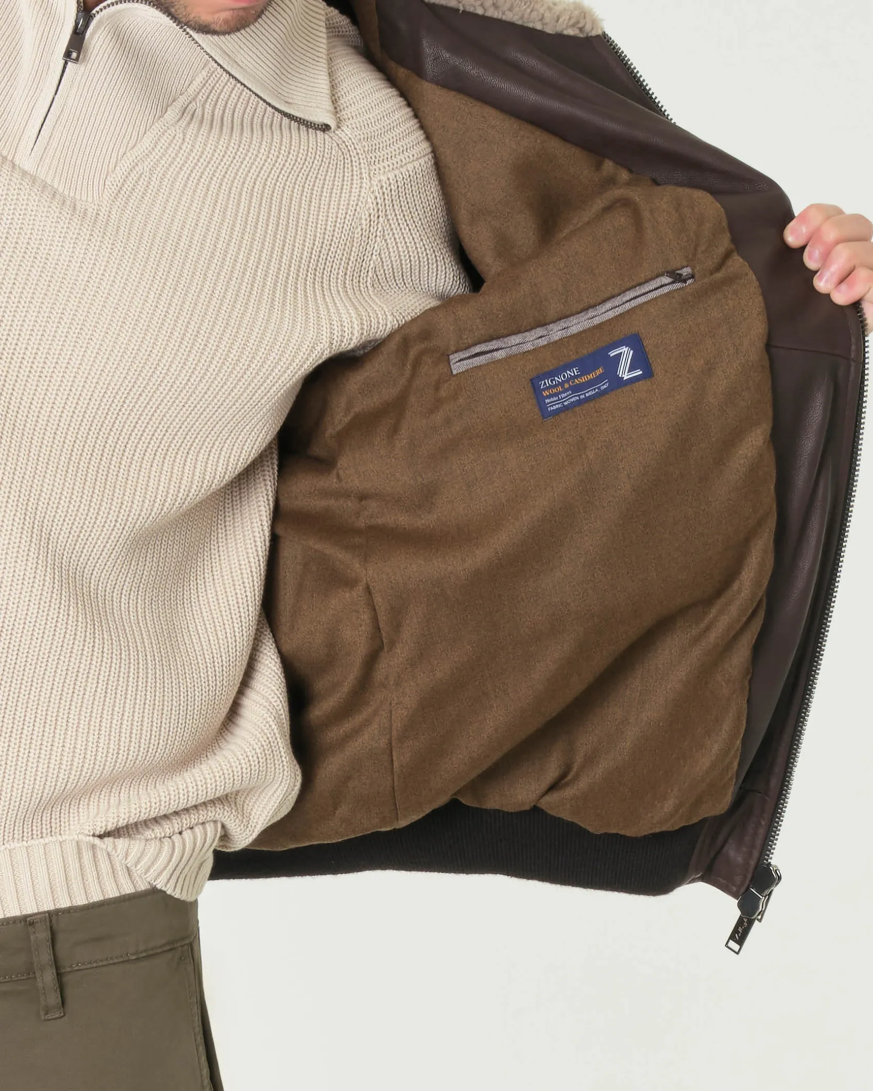 Giacca bomber Volfagli in vera pelle testa di moro con colletto interno in tessuto teddy