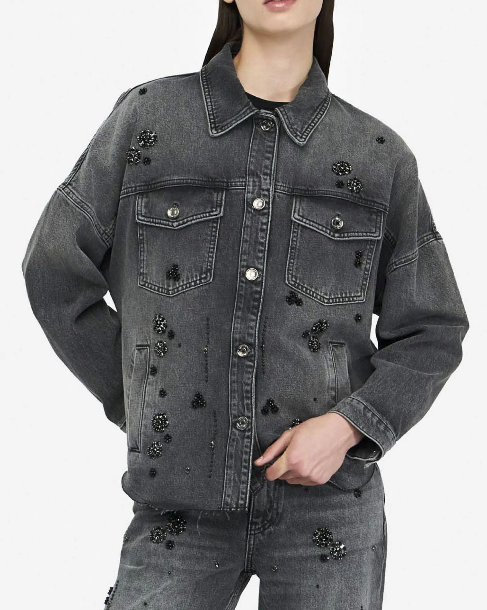 Giacca Liu Jo Jeans nera in denim con applicazioni in rilievo