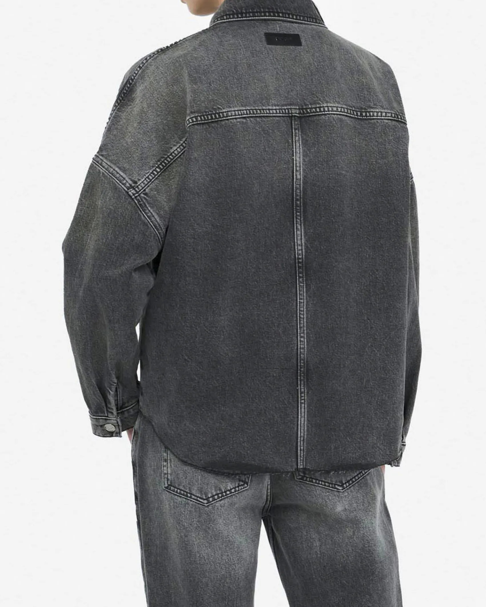 Giacca Liu Jo Jeans nera in denim con applicazioni in rilievo