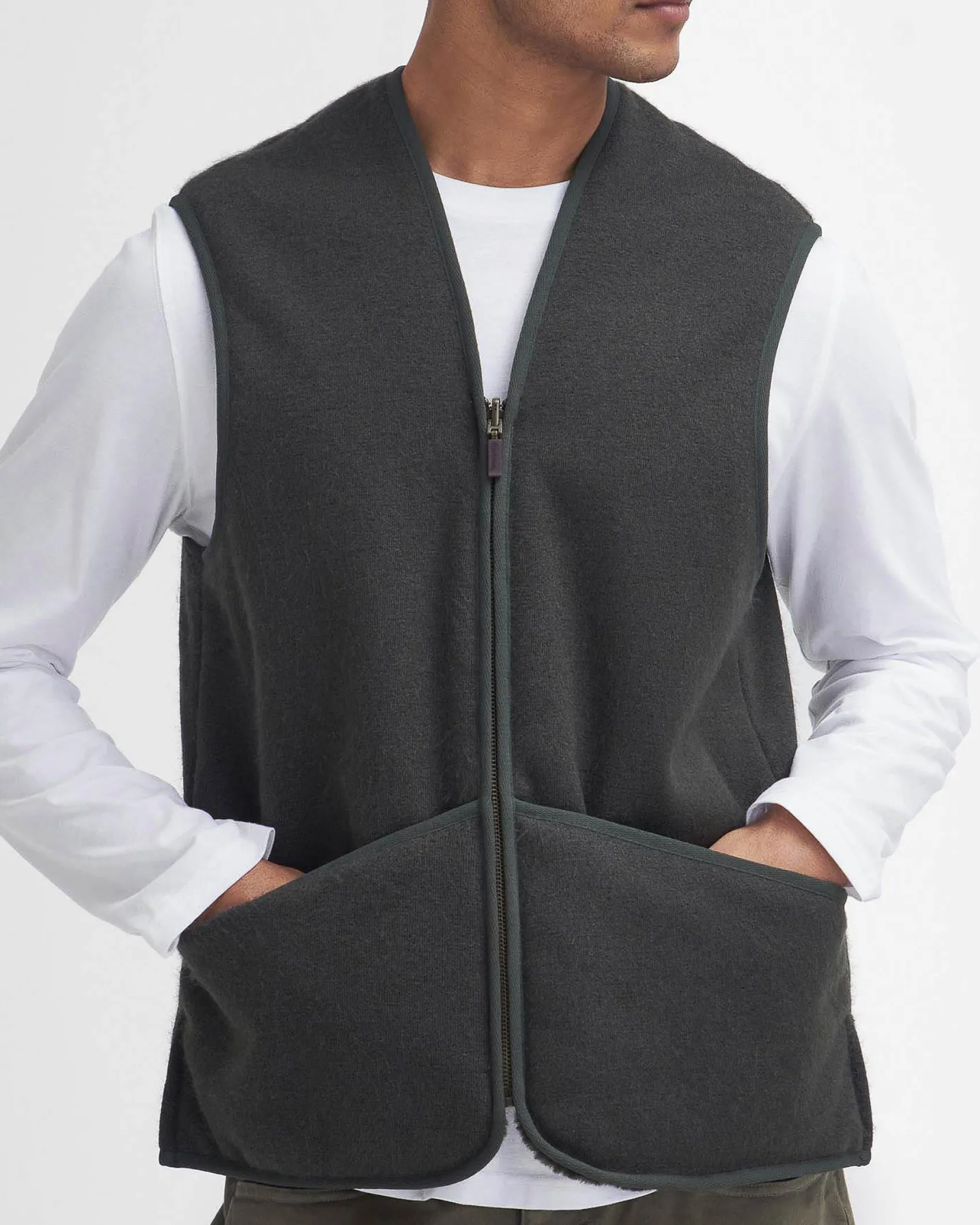 Gilet Barbour in pile color salvia con tasche a toppa