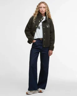 Giubbino Barbour Mabell verde oliva in tessuto teddy con colletto in piedi e taschino sul petto
