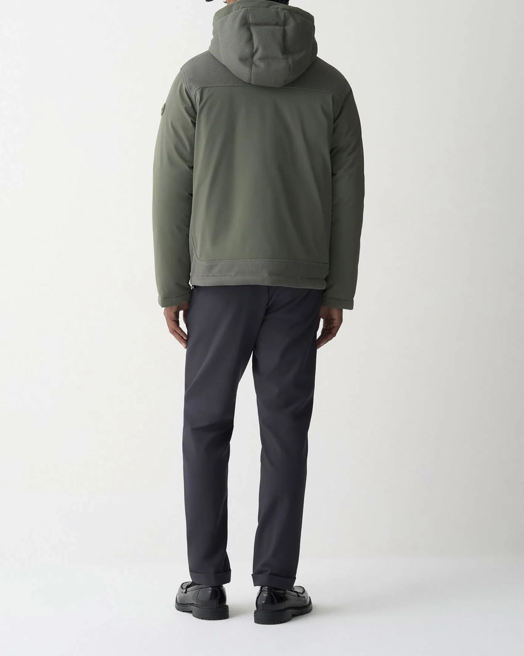Giubbino Colmar Originals verde militare bi-tessuto con cappuccio e inserti su spalle e tasche in tecno maglia