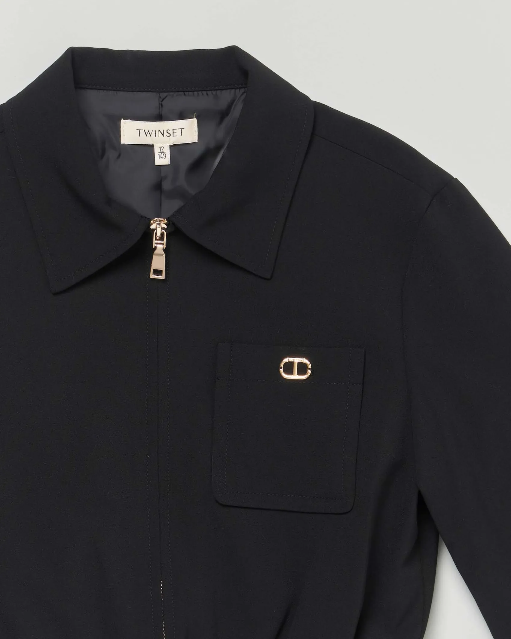 Giubbino cropped Twinset nero con colletto e zip