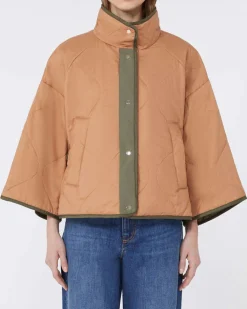 Giubbino imbottito verde militare reversibile nel colore salmone Weekend Max Mara