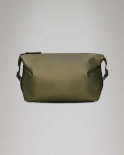 Hilo Wash Bag verde militare metallizzato in tessuto impermeabile effetto gommato con cinturini regolabili