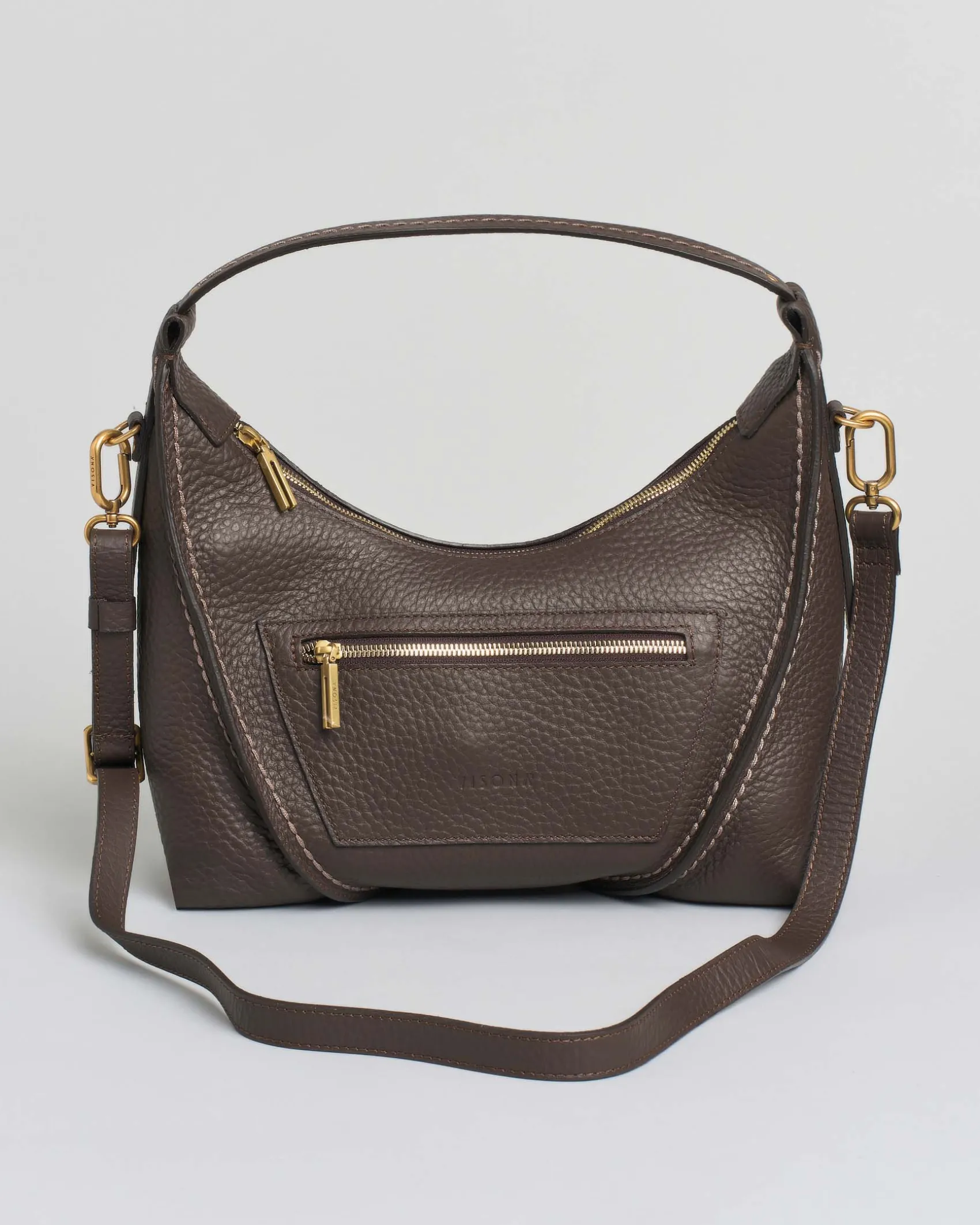 Hobo bag color testa moro Visonà misura piccola in pelle martellata con impunture e cuciture a rilievo