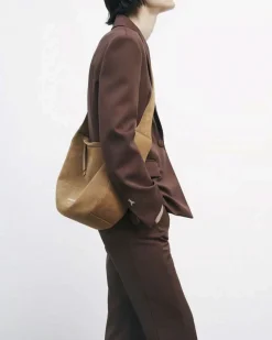 Hobo bag New Moon Patrizia Pepe in pelle scamosciata color cuoio con portachiavi Fly