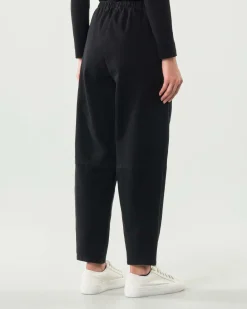 Jeans a palloncino neri Jurerê in misto cotone stretch con elastico inserito in vita