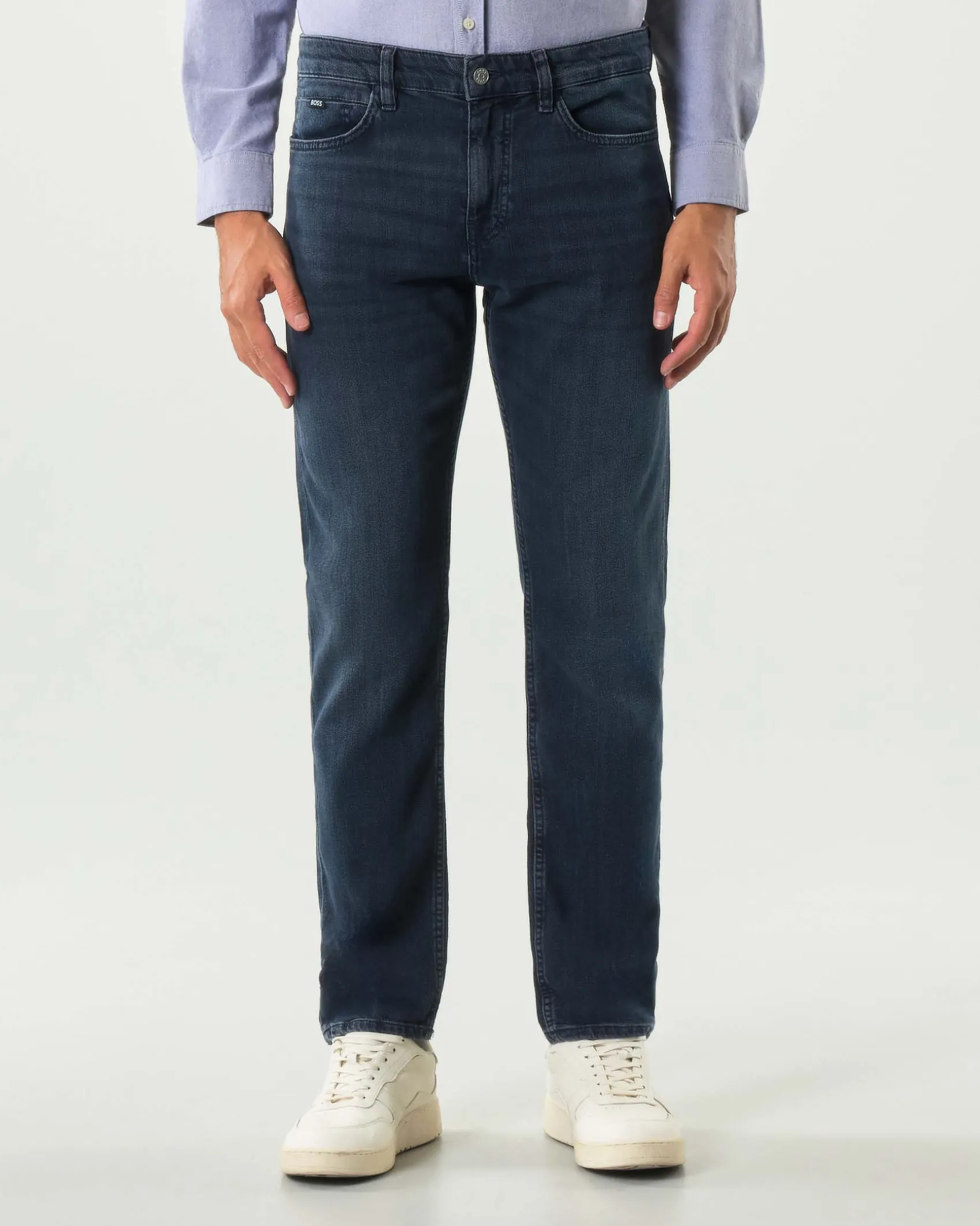 Jeans Boss Delaware slim-fit in cotone lavaggio scuro blu-black con leggere baffature