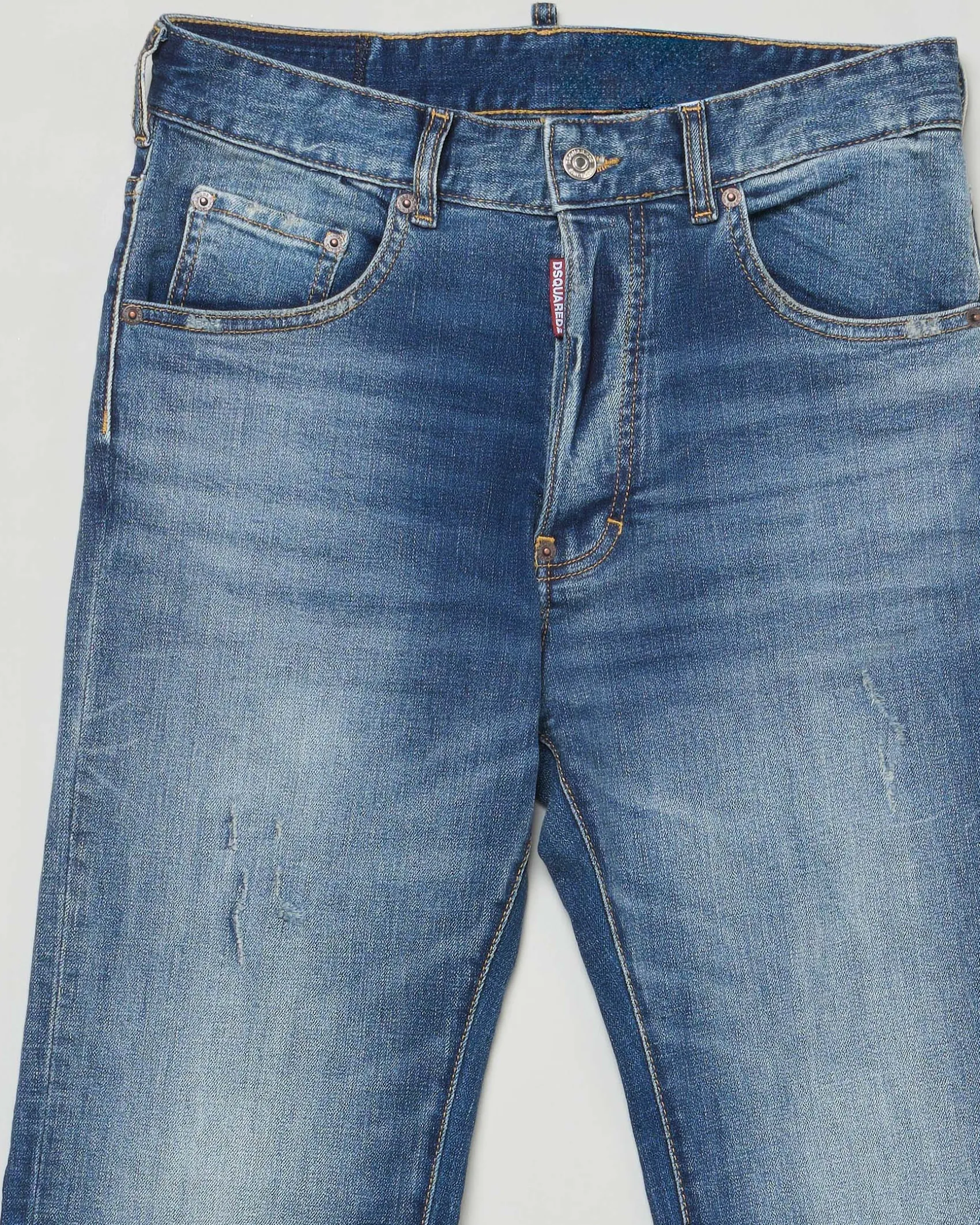 Jeans Dsquared2 regular fit lavaggio medio stone washed con baffature