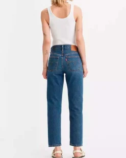 Jeans Levi's® 501 cropped blu stone washed in cotone stretch dalla linea straight