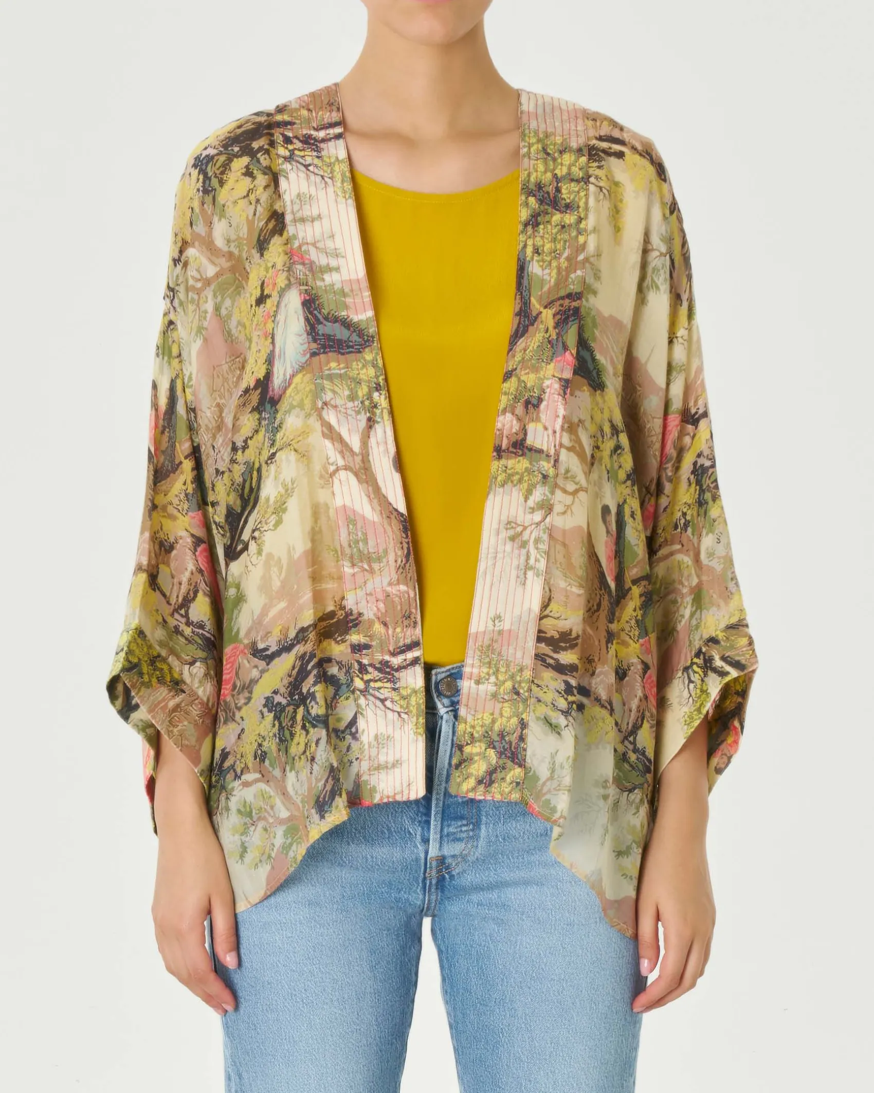 Kimono corto avorio a fantasia dipinto di paesaggio verde gialla e fucsia in cupro e modal