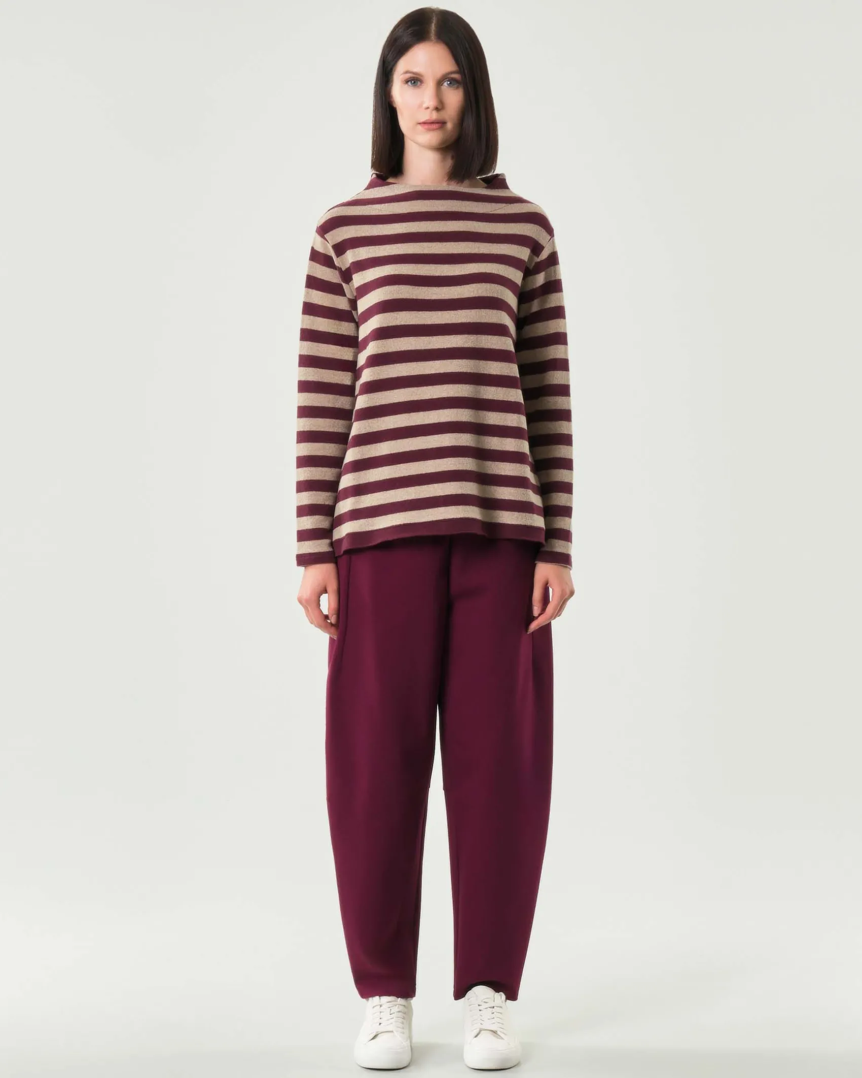 Maglia beige a righe bordeaux Jurerê in misto cotone con colletto a cratere