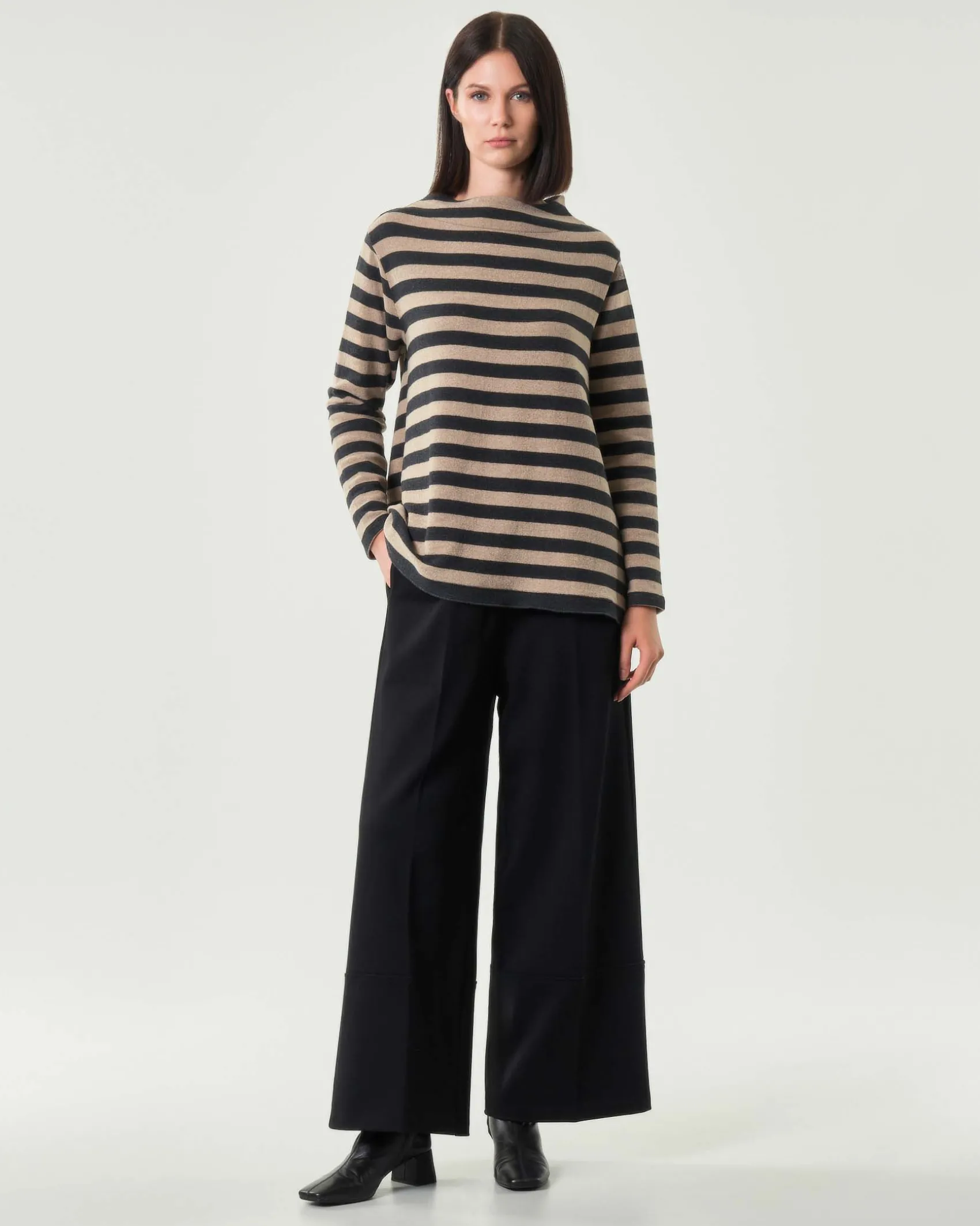 Maglia beige a righe grigio antracite Jurerê in misto cotone con colletto a cratere