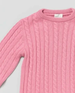 Maglia fucsia girocollo in pura lana merino con lavorazione a trecce