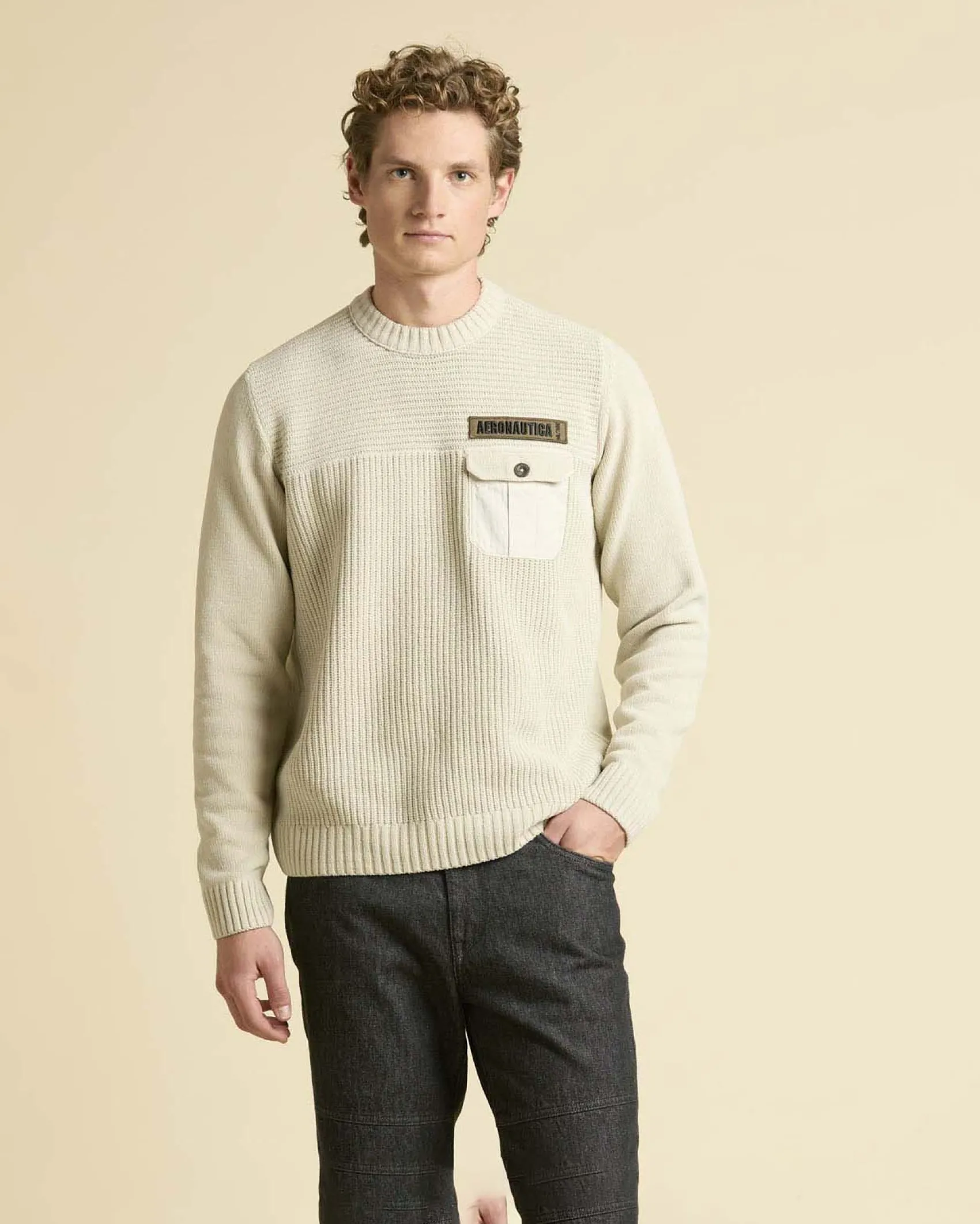 Maglia girocollo Aeronautica Militare color panna in ciniglia con taschino al petto