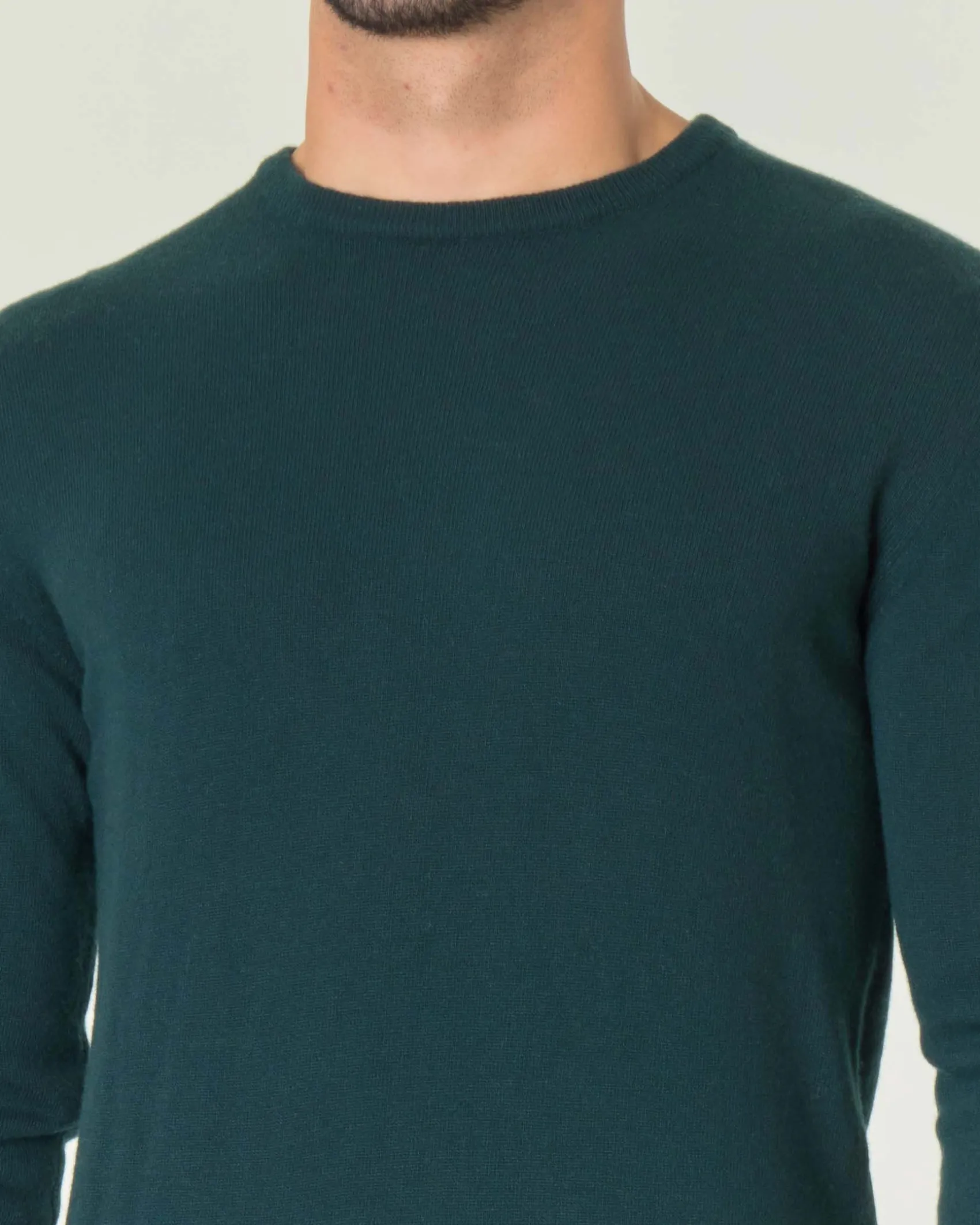 Maglia girocollo Ashki.i verde bottiglia in misto lana e cachemire