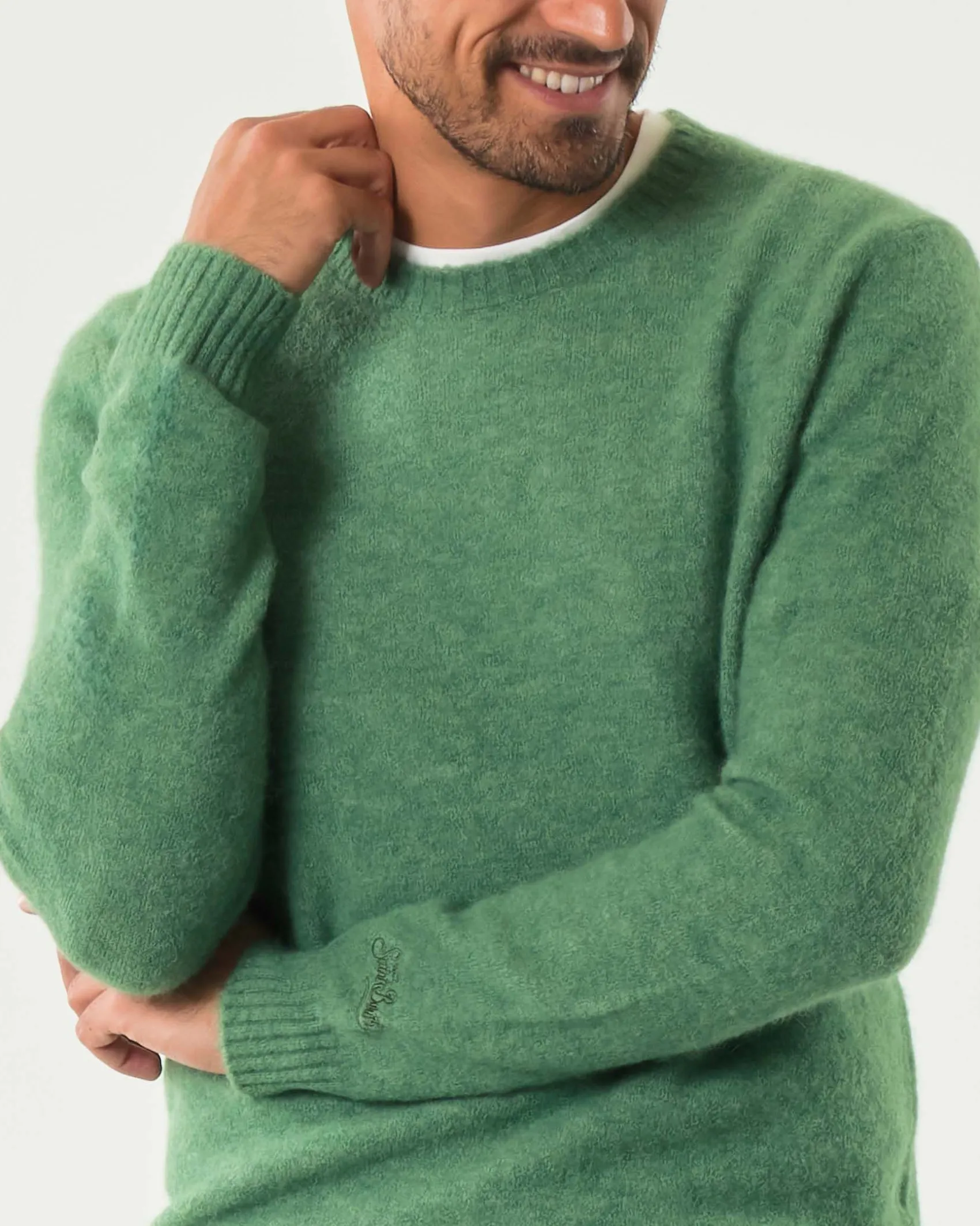 Maglia girocollo MC2 Saint Barth verde salvia in alpaca con logo ricamato in tono sul petto