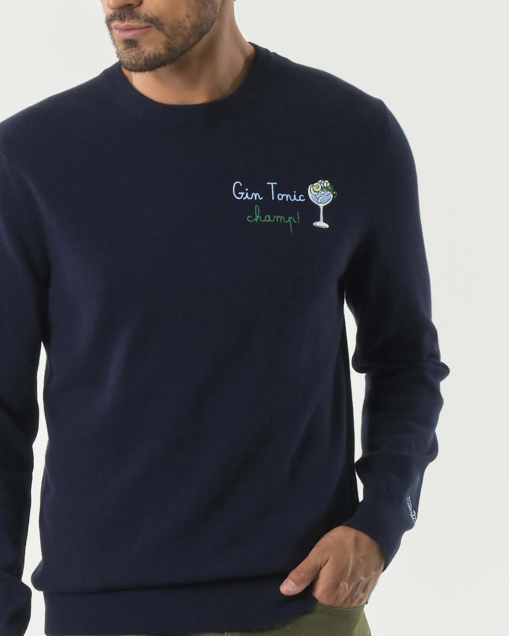 Maglia girocollo MC2 Saint Barth blu in lana e cashmere con ricamo Gin Tonic Champ! sul petto