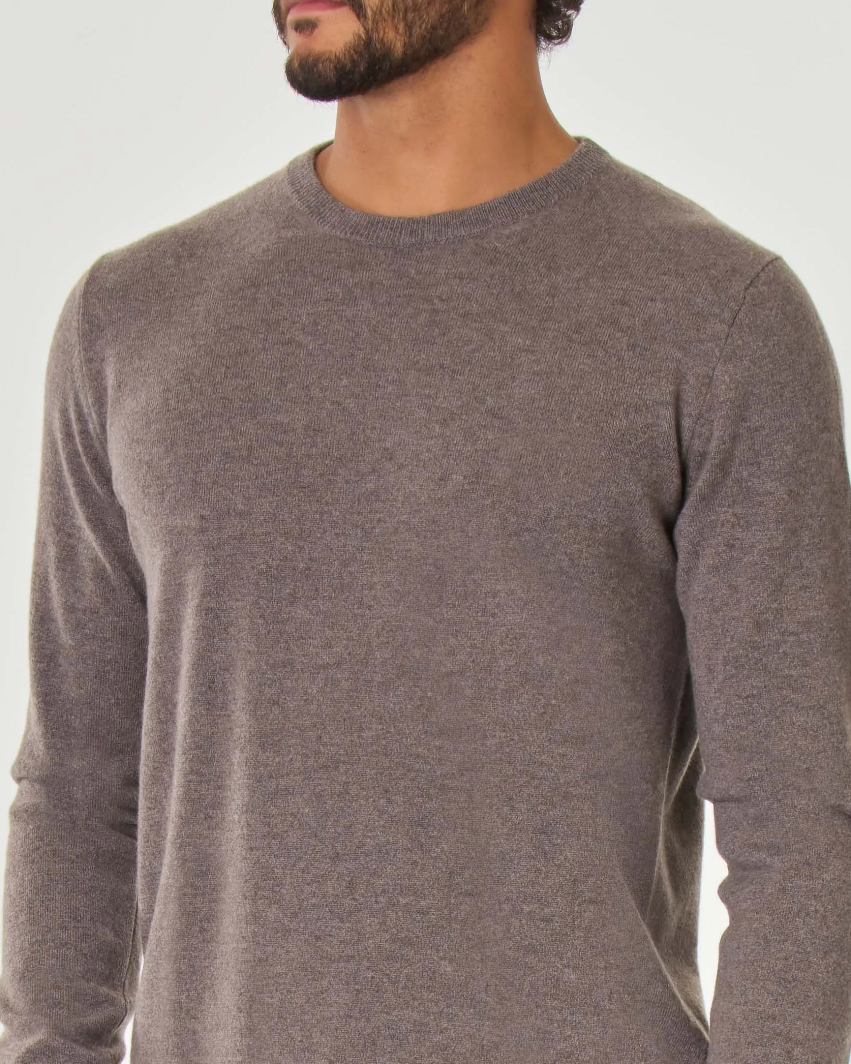Maglia girocollo Pellizzari color fango in puro cachemire
