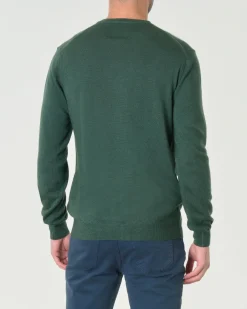 Maglia girocollo Woolrich verde pino in pura lana merino con logo ricamato in tono sul fondo