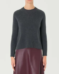 Maglia grigio antracite in cashmere con scollo tondo e spacchetti laterali