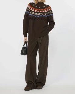 Maglia marrone in pura lana Weekend Max Mara con collo in piedi a coste e motivo jacquarda multcolore sulle spalle