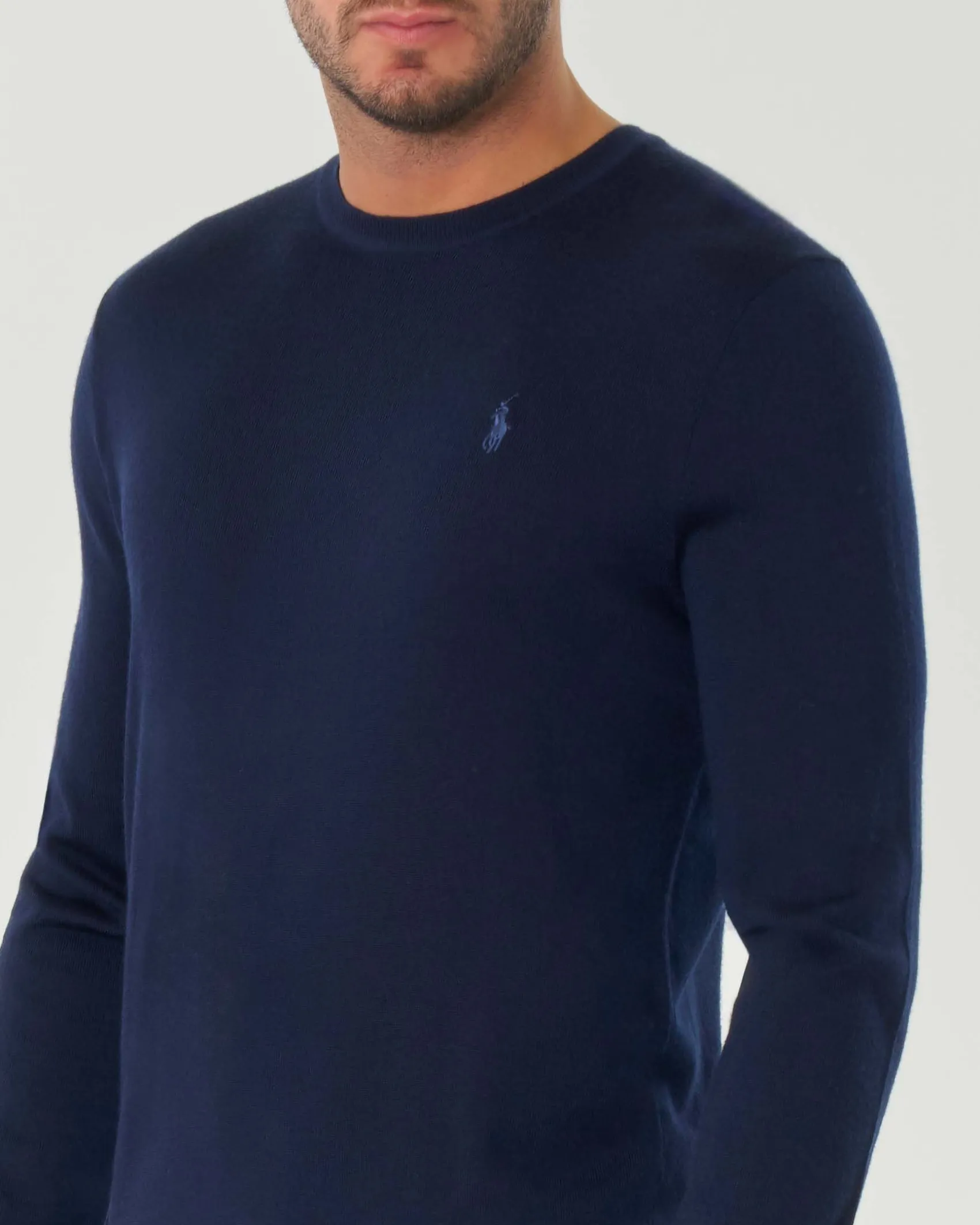 Maglia Polo Ralph Lauren blu girocollo in pura lana merino con logo pony ricamato in tono sul petto