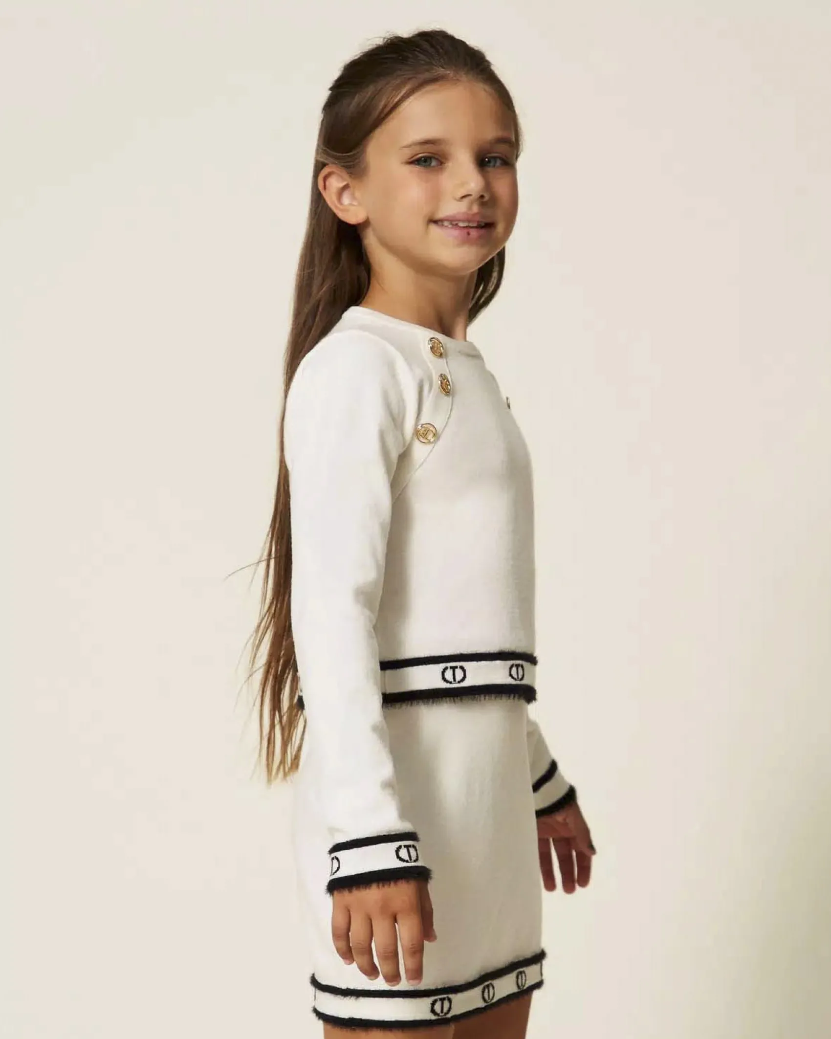 Maglia Twinset color avoio con bottoni monogram color oro