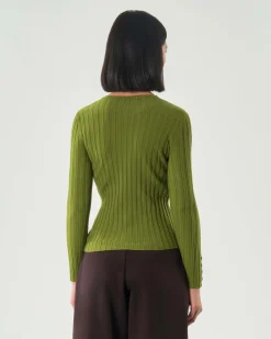 Maglia verde Hlo! in misto viscosa a coste piatte con scollo a V e bottoncini lungo i polsini