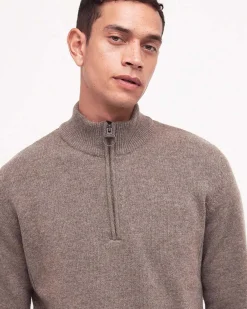 Maglione Barbour color noce in pura lana con apertura a mezza zip