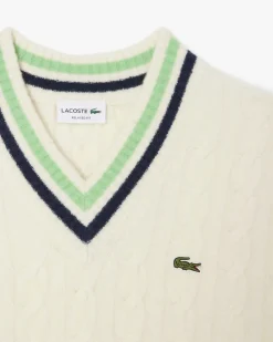 Maglione Lacoste panna in lana a trecce con scollo a V e righe in contrasto