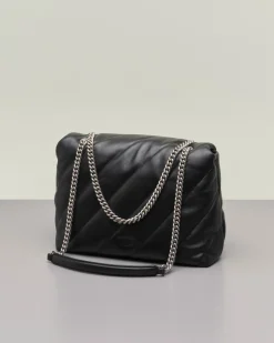 Maxi Love Bag Puff nera in nappa con motivo matelassè obliquo e fibbi argento Love Birds