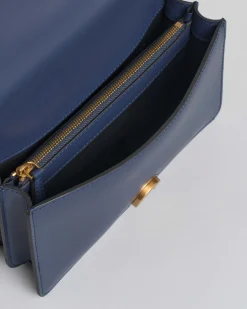 Mini Classic Love Bag One blu in pelle liscia con fibbia Love Birds dorata e tracolla a catena rimovibile