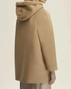 Montone reversibile color sabbia Emme Marella con cappuccio con tasche laterali applicate